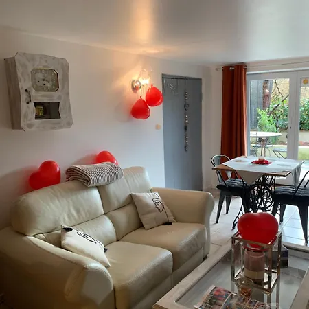 Bed & Breakfast Petit Coin De Paradis *